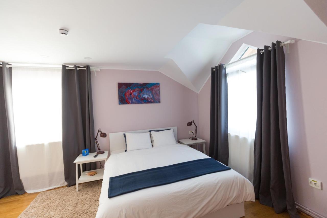 Casa Ris Otel Târgu Jiu Dış mekan fotoğraf