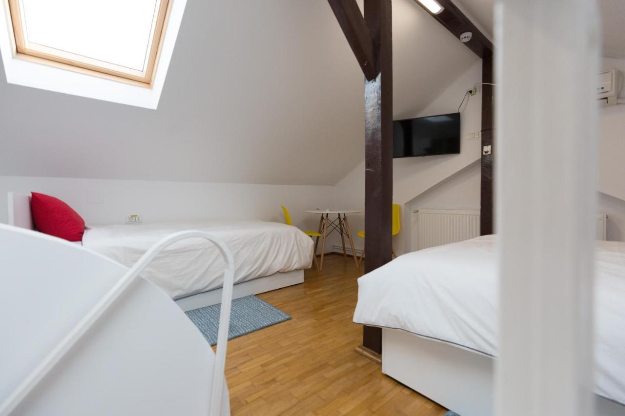 Casa Ris Otel Târgu Jiu Dış mekan fotoğraf