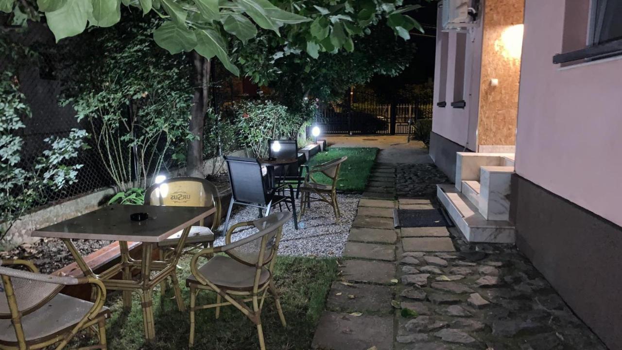 Casa Ris Otel Târgu Jiu Dış mekan fotoğraf